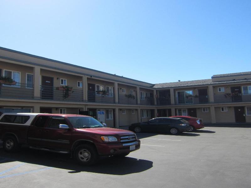 Pacific Best Inn image