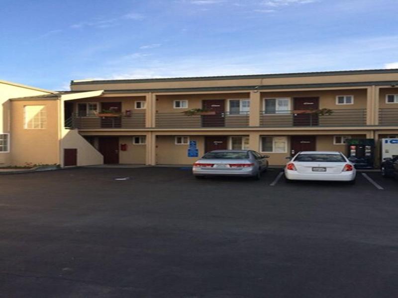 Pacific Best Inn image