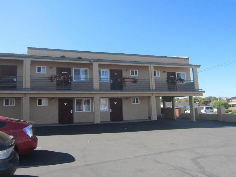 Pacific Best Inn image