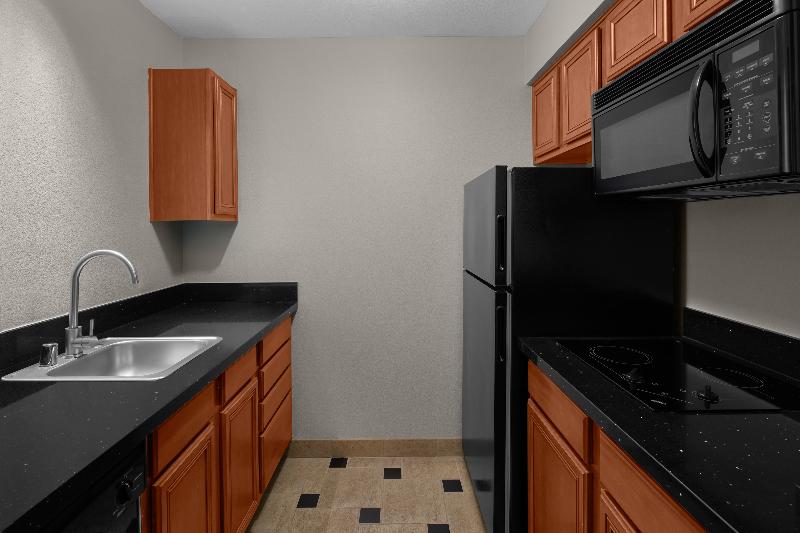 Larkspur Landing Extended Stay Suites Campbell image