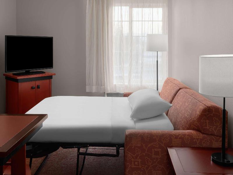 Larkspur Landing Extended Stay Suites Campbell image