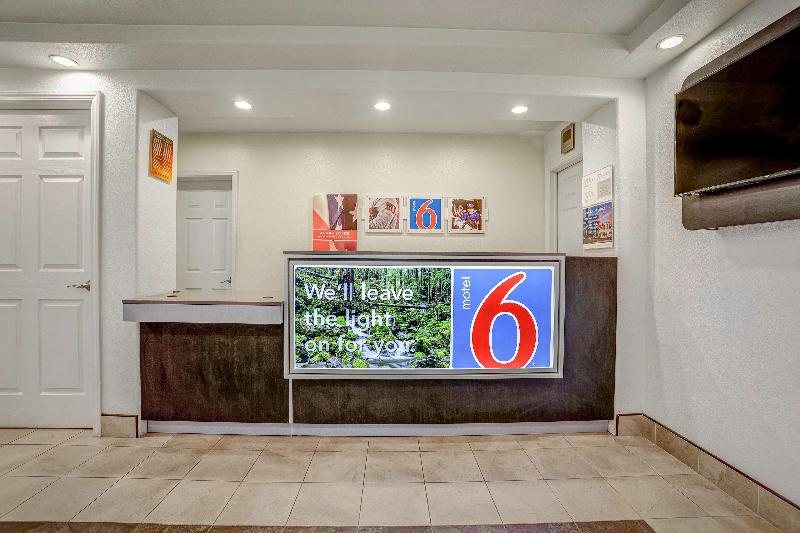 Motel 6 Marysville CA image