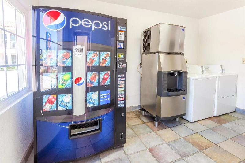 Motel 6 Marysville CA image