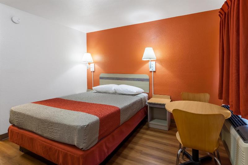 Motel 6 Marysville CA image
