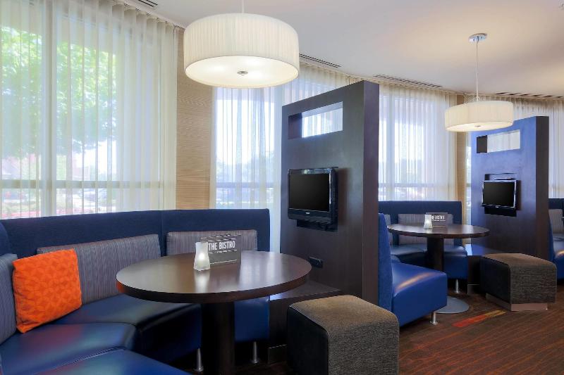 Courtyard By Marriott Chico image