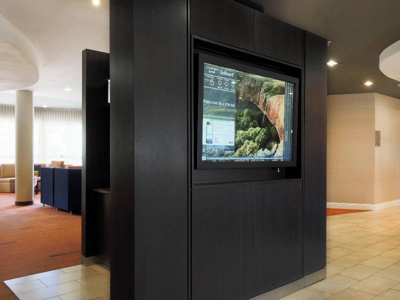 Courtyard By Marriott Chico
