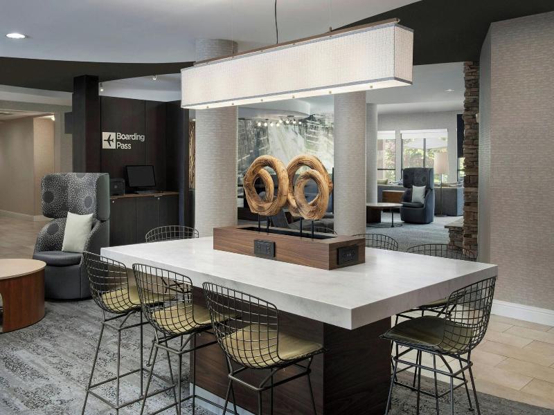 Courtyard By Marriott Chico