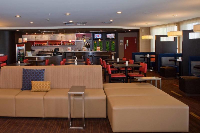 Courtyard By Marriott Chico image