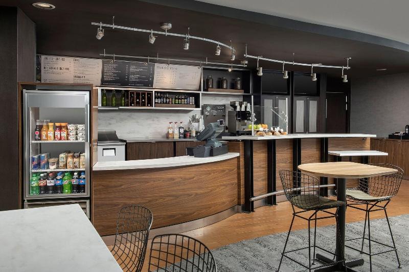 Courtyard By Marriott Chico image