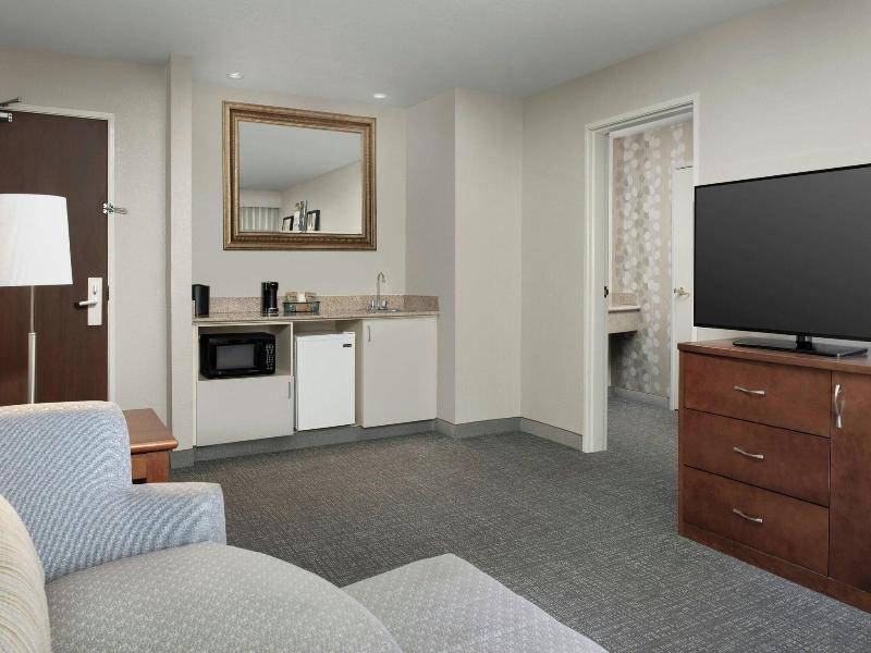 Courtyard By Marriott Chico image