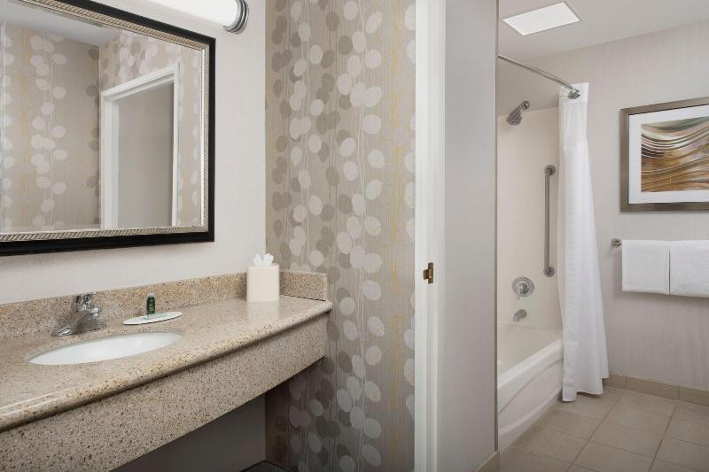 Courtyard By Marriott Chico image