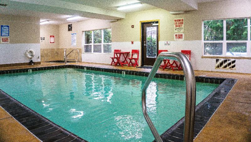 Clatskanie River Inn image