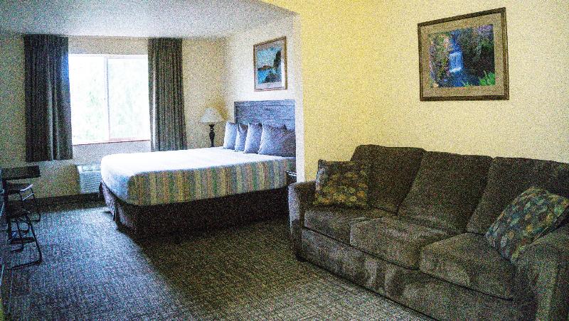Clatskanie River Inn image 7