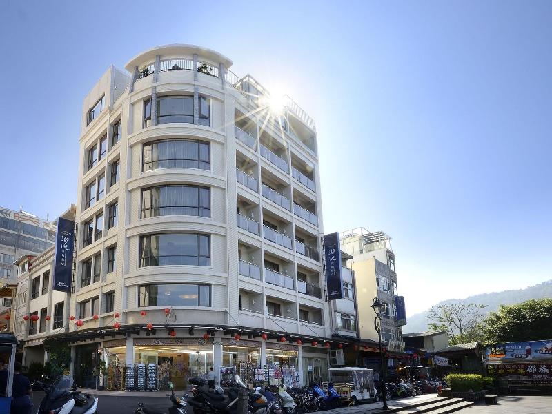 Hu Yue Lakeview Hotel image
