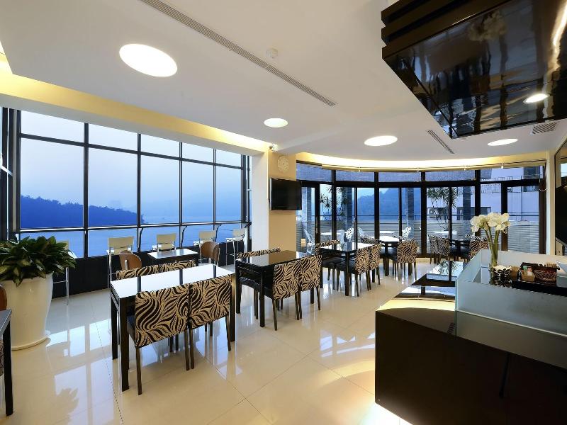 Hu Yue Lakeview Hotel image