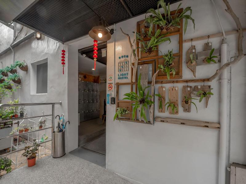 Light Hostel - Chiayi image