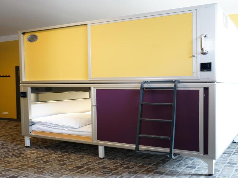 Five Elements Hostel image