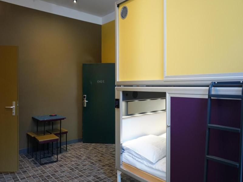 Five Elements Hostel image