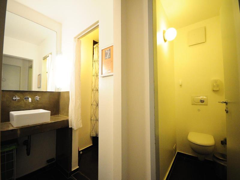 Five Elements Hostel image