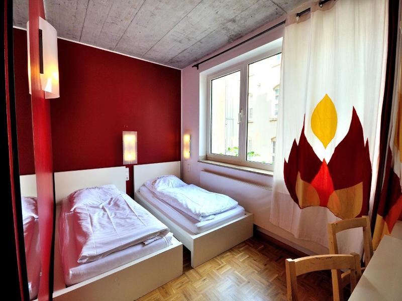 Five Elements Hostel image