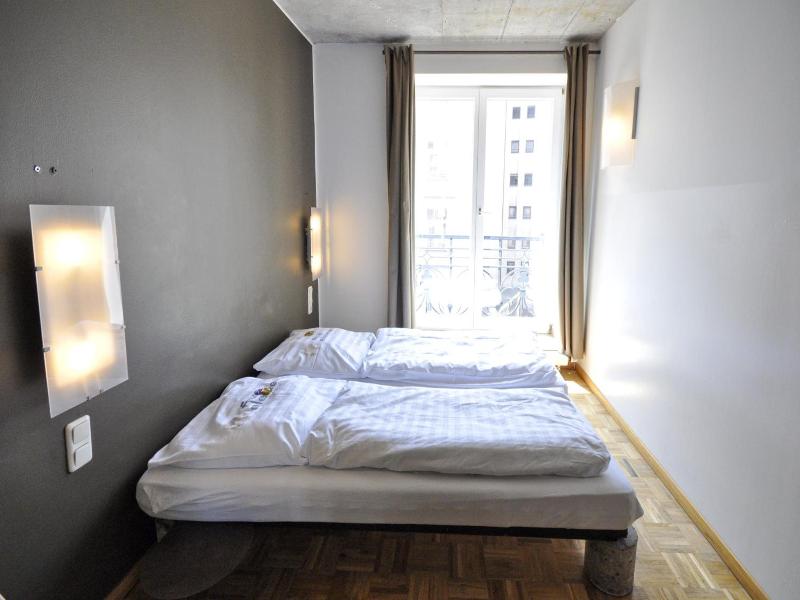 Five Elements Hostel image