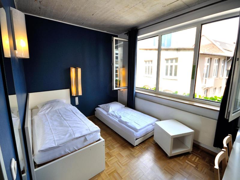 Five Elements Hostel image