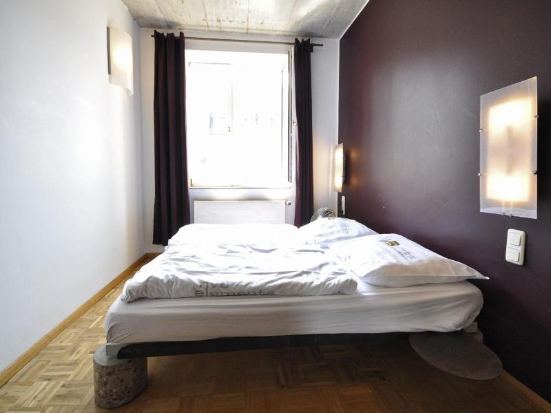 Five Elements Hostel image
