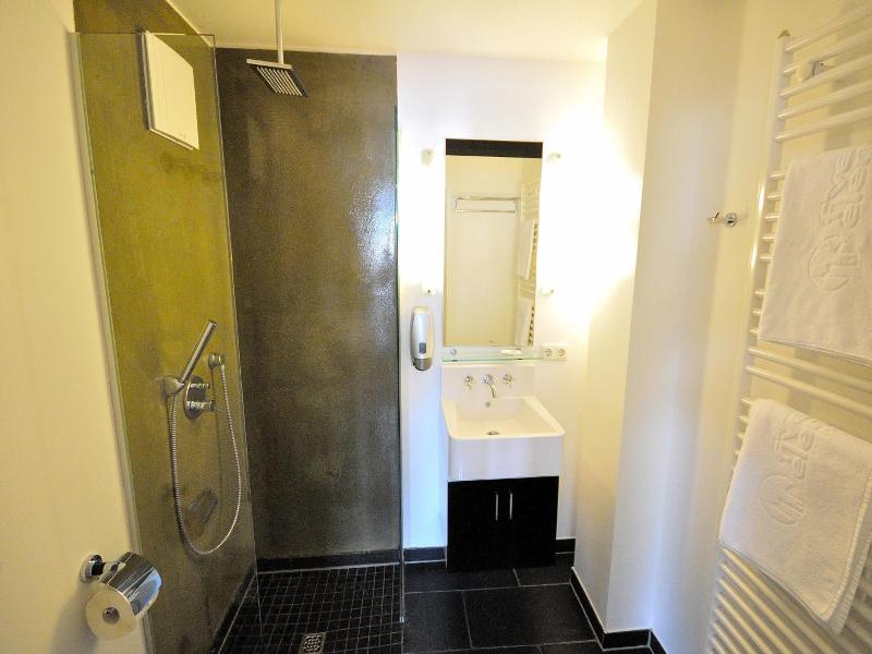 Five Elements Hostel image