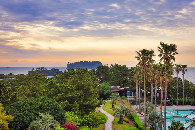 Kensington Resort Seogwipo image