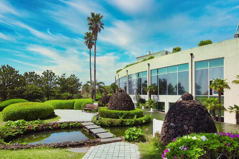 Kensington Resort Seogwipo image
