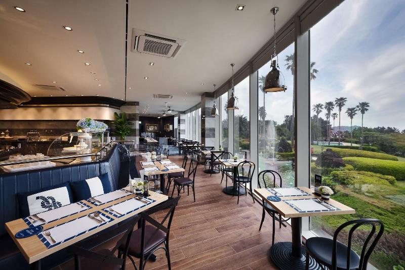 Kensington Resort Seogwipo image