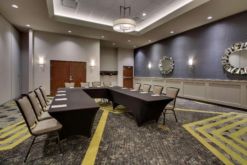 Drury Plaza Hotel Cape Girardeau Conference Center image