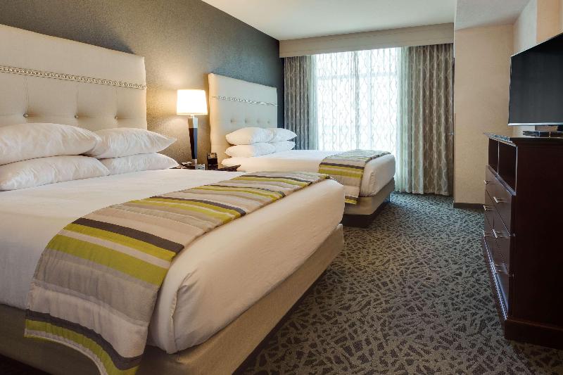Drury Plaza Hotel Cape Girardeau Conference Center image