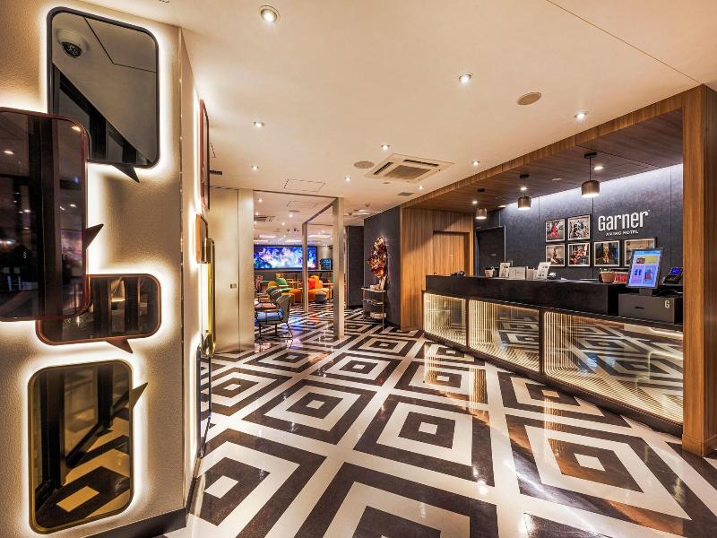 Hotel WBF Hommachi image