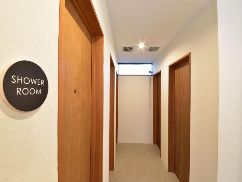 Hostel Mitsuwaya Osaka image