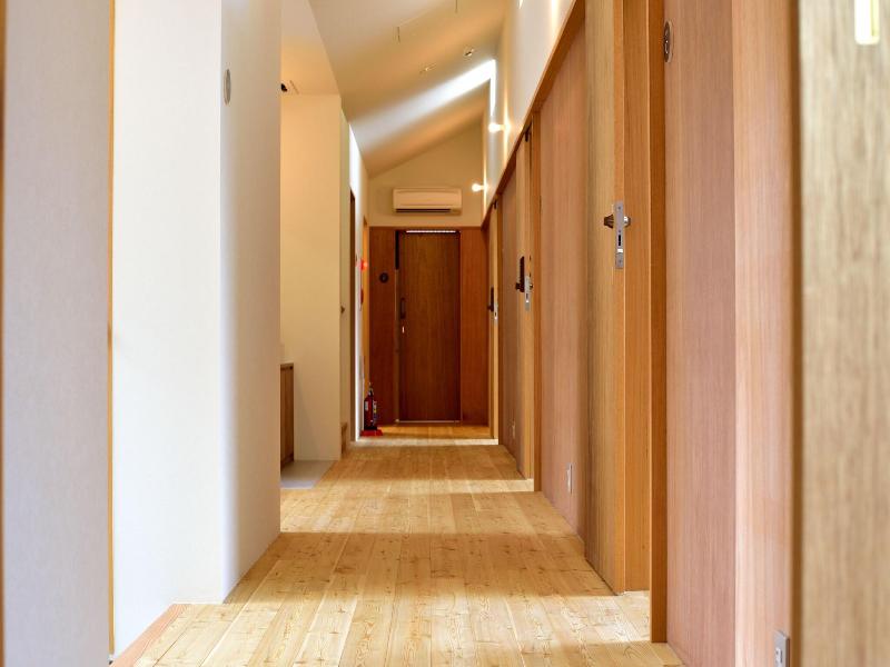 Hostel Mitsuwaya Osaka image