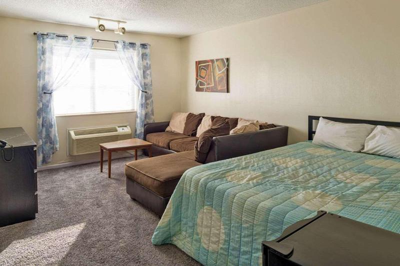 Motel 6 North Sioux City, SD – I-29 North image