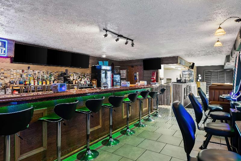 Americas Best Value Inn Lincoln Airport image
