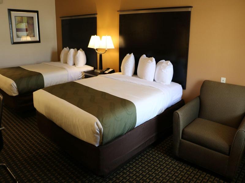 Highland Inn image