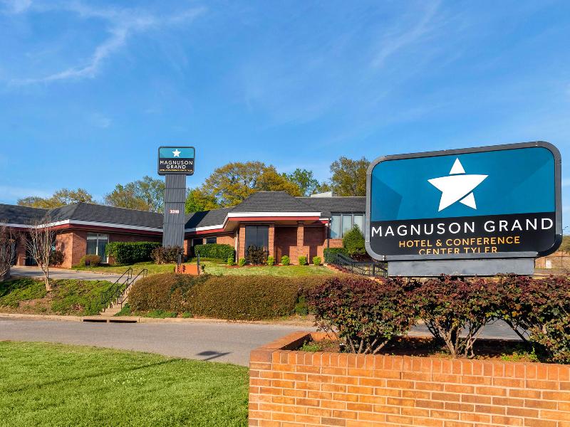 Magnuson Grand Hotel and Conference Center Tyler image