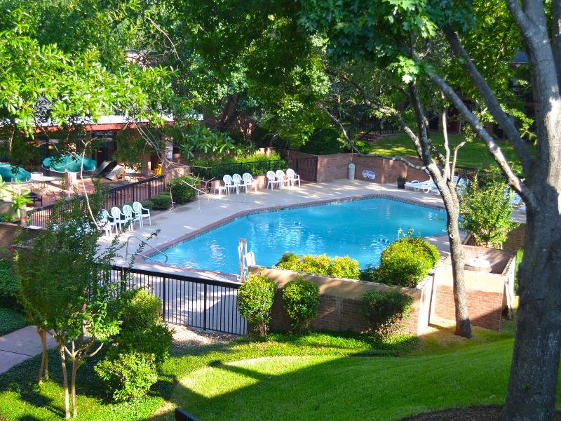 Magnuson Grand Hotel and Conference Center Tyler image