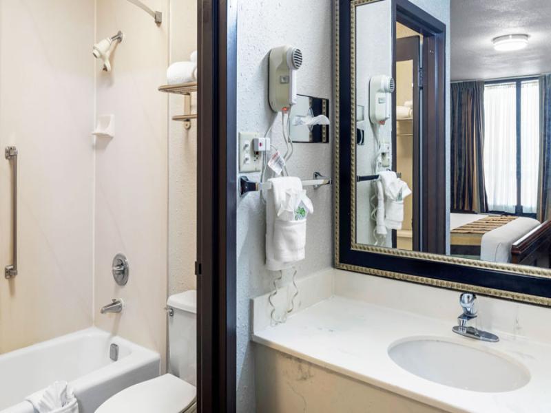 Magnuson Grand Hotel and Conference Center Tyler image