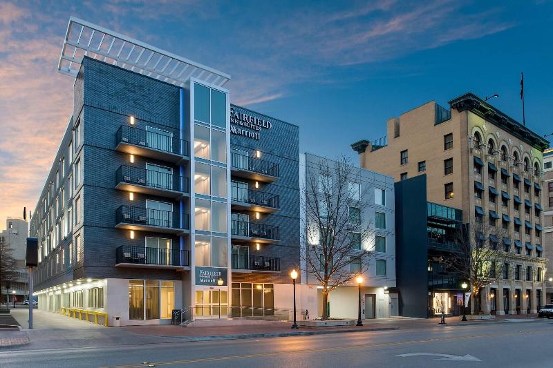Fairfield Inn & Suites Fort Worth Downtown/Convent image