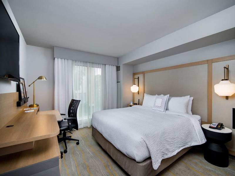 Fairfield Inn & Suites Fort Worth Downtown/Convent image