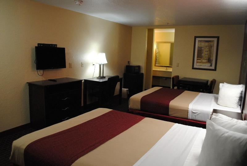 Scottish Inns Fort Worth image