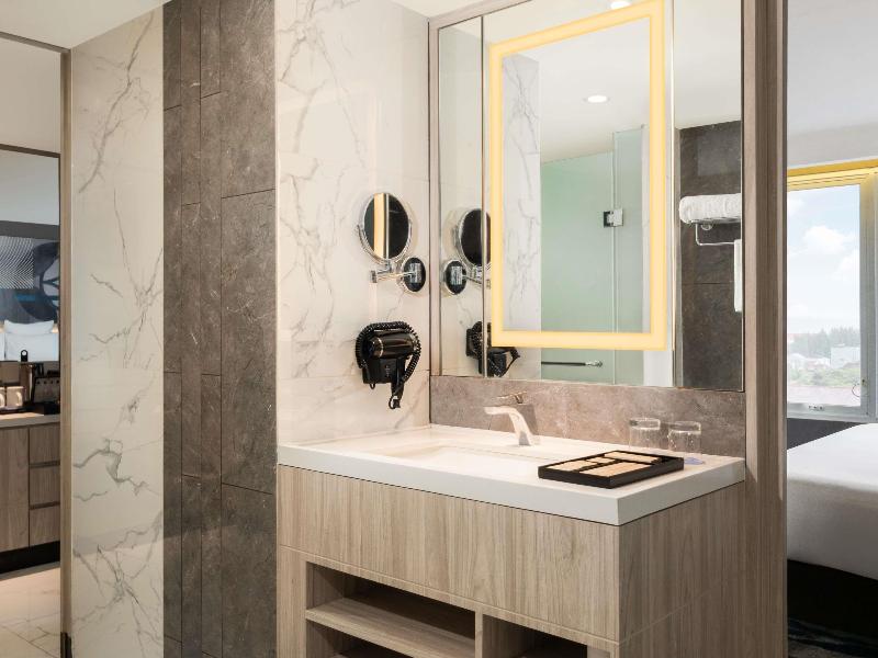 Novotel Suites Yogyakarta Malioboro image