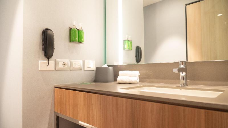 Holiday Inn Lima Miraflores image