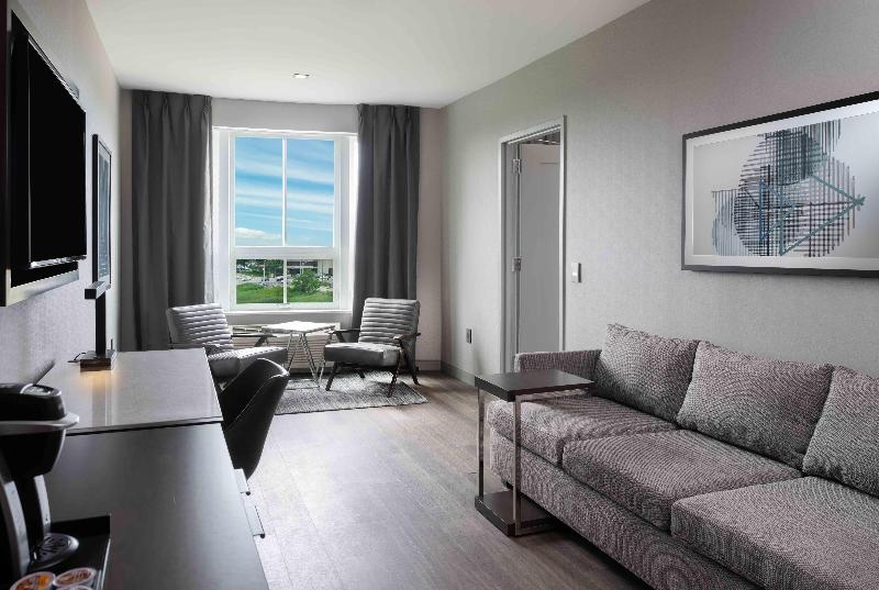 Holiday Inn Express Boston South - Quincy image