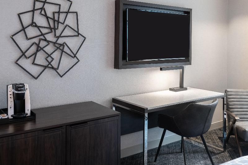 Holiday Inn Express Boston South - Quincy image