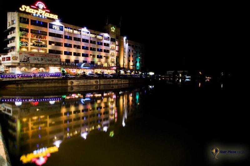 Star Plaza Hotel image